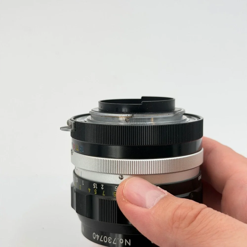 MINT Nippon Kogaku Nikkor-O Auto 35mm f2 Wide Angle Lens NON AI Nikon F Mount